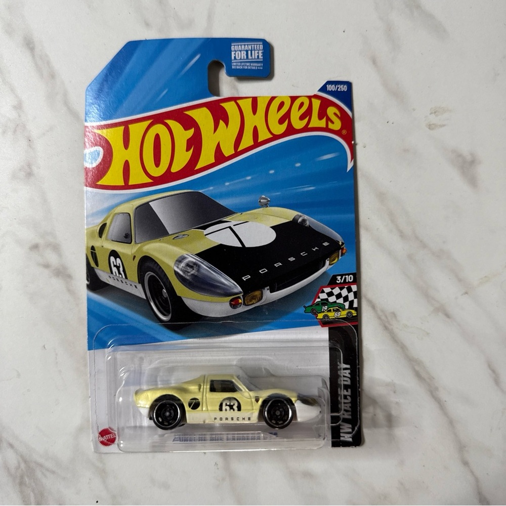 NIB Hot Wheels Porsche 904 Carrera GTS HW: Race Day Series 3/10 100/250 Mattel